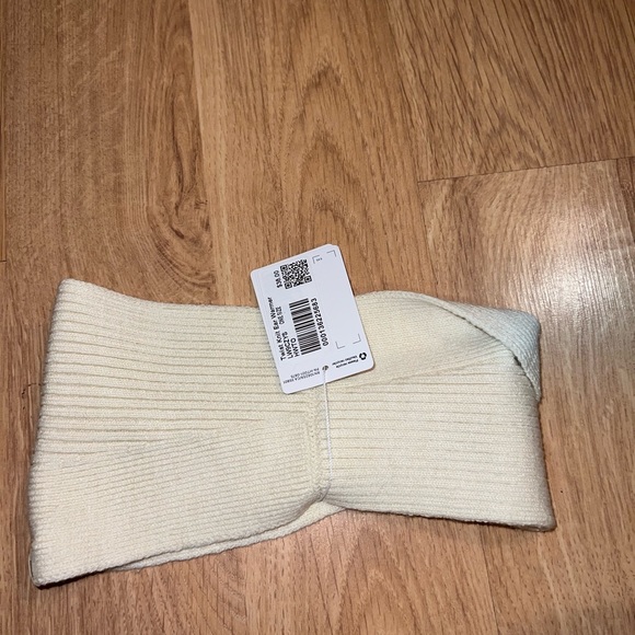 Lululemon Sweater headband - Picture 2 of 2